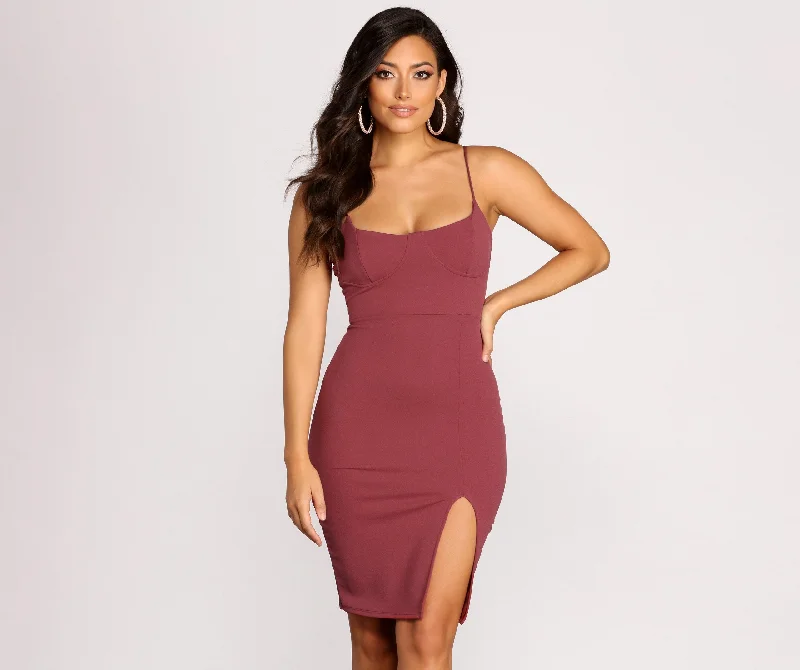 Get A Move Charming On Crepe Midi Dress Comfortable Fit-and-Flare Midi Dress