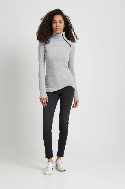 Brie Sweatshirt Hoodie with Puffed Sleeves Voluminous Trendy