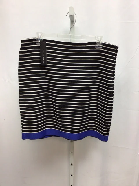 Size 12 Willi Smith Black stripe Skirt summer skirt style