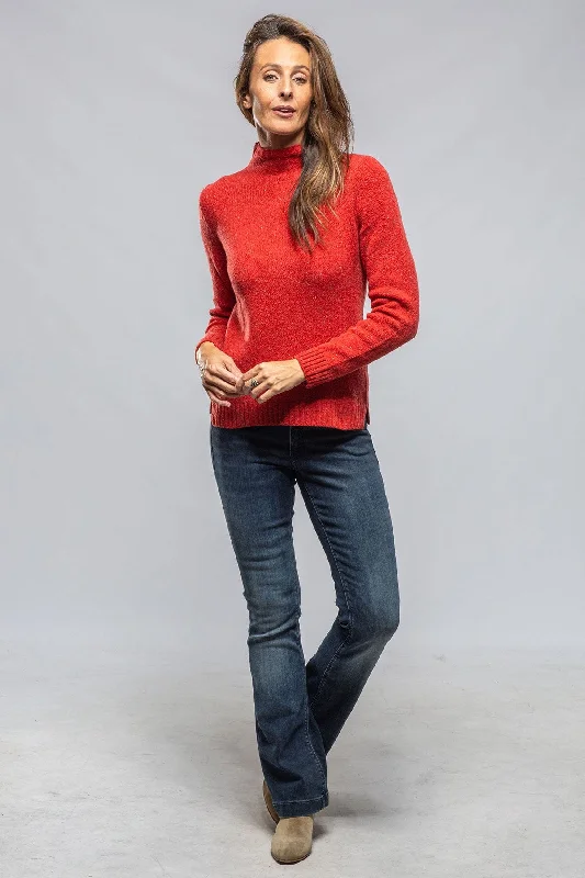 Anna Speckled Mock Neck Sweater In Red Herringbone Houndstooth Plaid