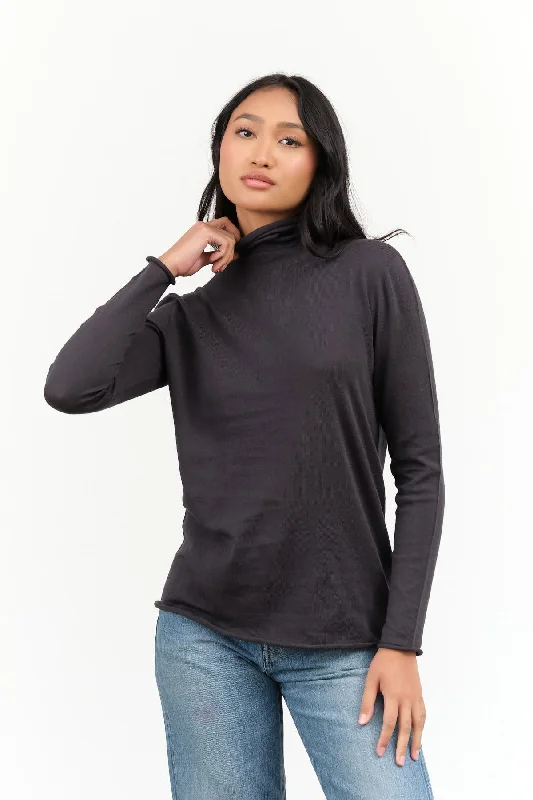 Agnes Sweater in Charcoal Front Pockets Side Pockets Patch Pockets