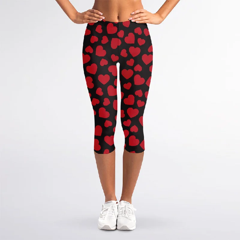 Red And Black Heart Pattern Print Women's Capri Leggings Cozy Lounge Pants Leggings