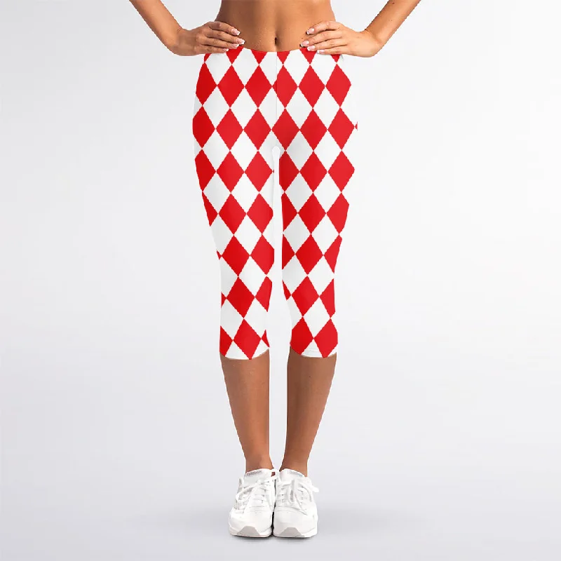 Red And White Harlequin Pattern Print Women's Capri Leggings Cozy Textured Workout Leggings