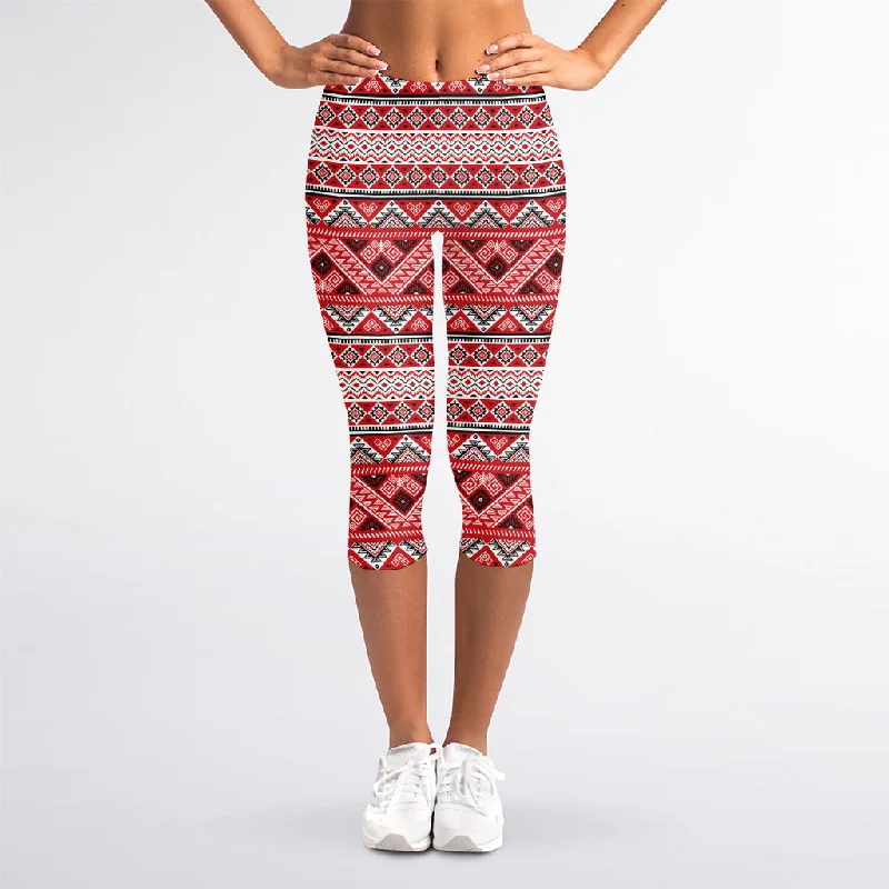 Red And White Native Tribal Print Women's Capri Leggings Stylish Colorful Activewear Leggings