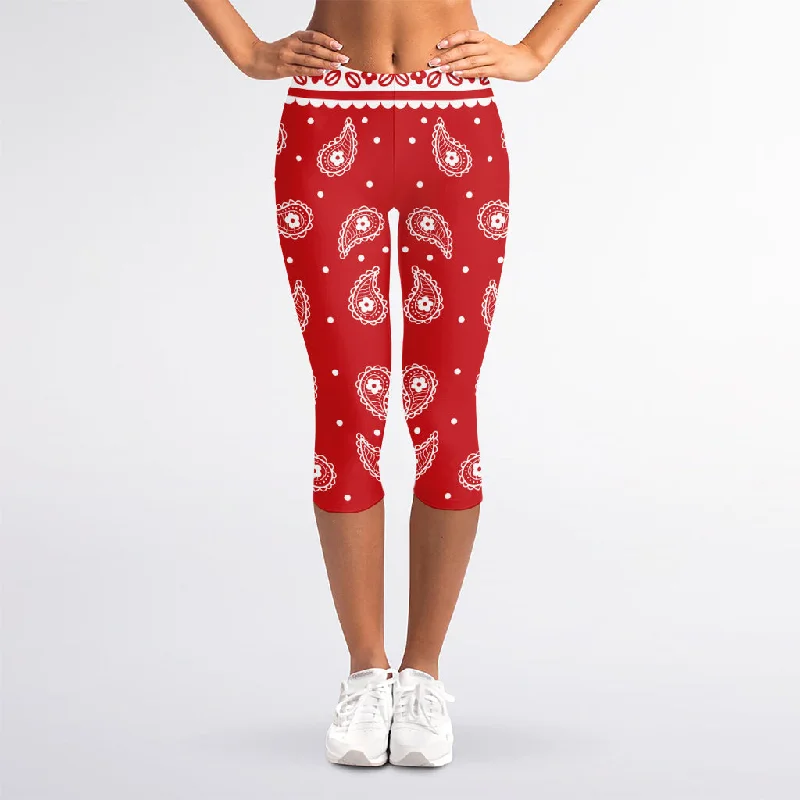 Red And White Paisley Bandana Print Women's Capri Leggings Trendy Seamless Sports Leggings