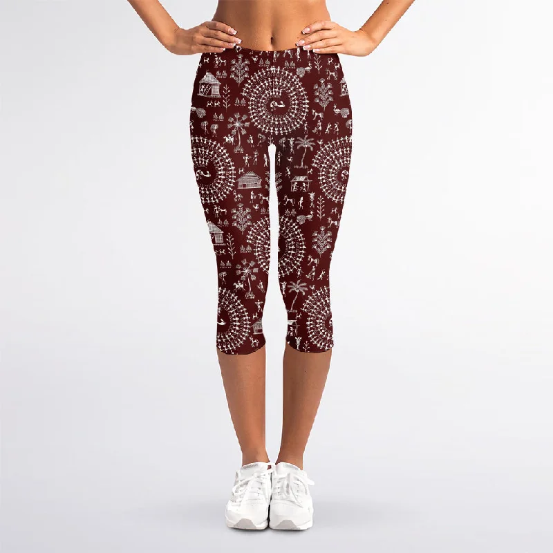 Red And White Warli Tribal Print Women's Capri Leggings Stylish Sweat-Proof Leggings