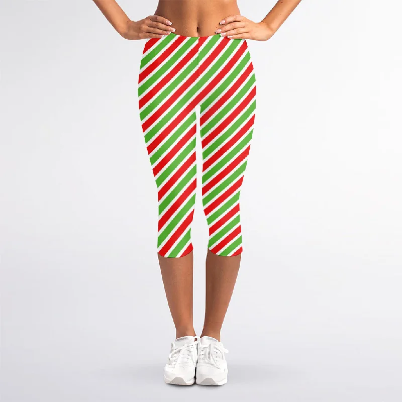 Red Green And White Candy Cane Print Women's Capri Leggings Comfortable Bootcut Workout Leggings