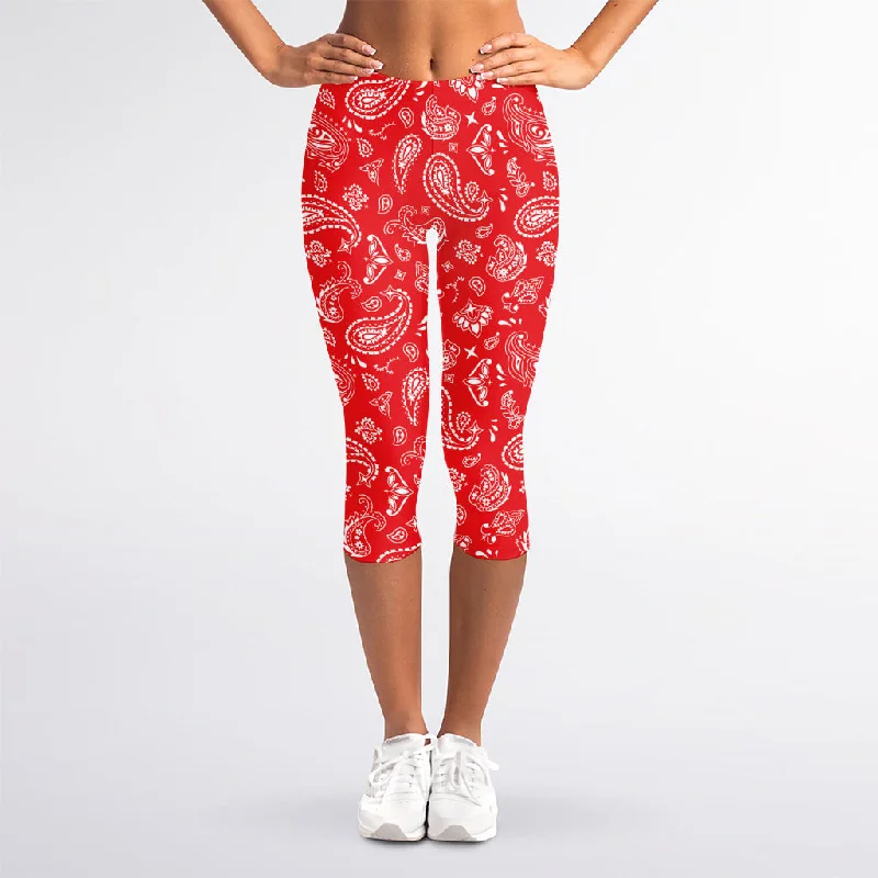 Red Paisley Bandana Pattern Print Women's Capri Leggings Trendy Ombre Effect Leggings