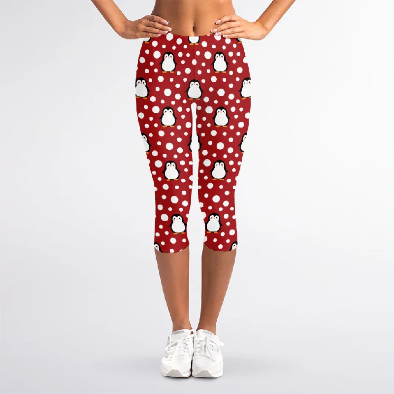 Red Snow Penguin Pattern Print Women's Capri Leggings Elegant Casual Fit Leggings